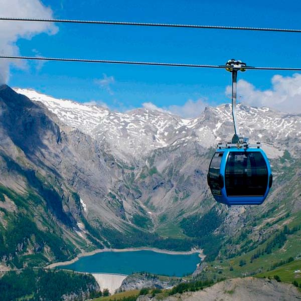 outlier-skytri-crans-montana-2